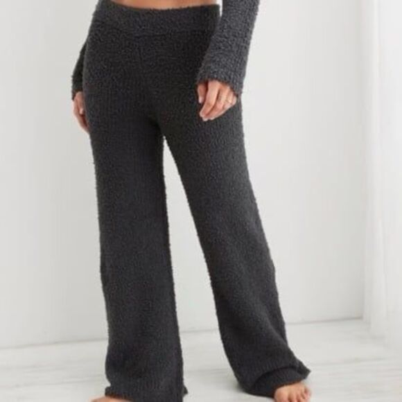 Aerie Marshamallow dark gray fuzzy lounge pants - Picture 1 of 5
